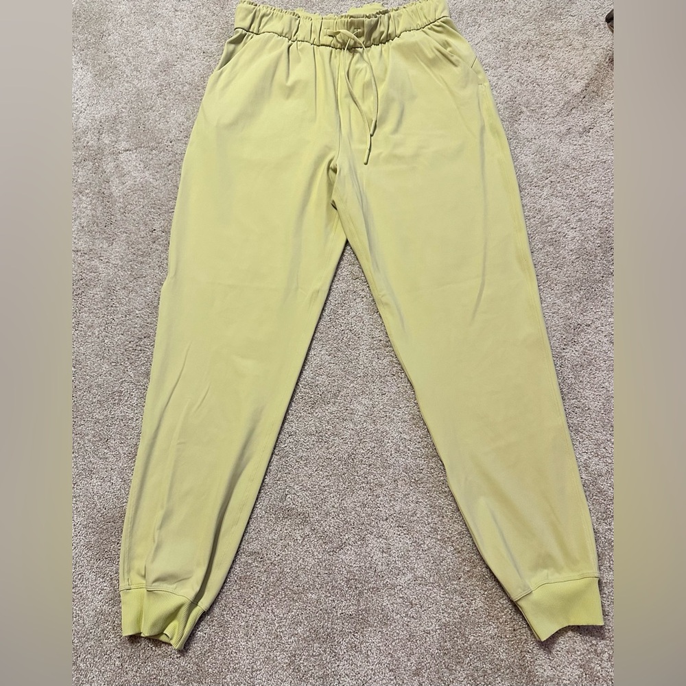 *SOLD*Lululemon Stretch High Rise Joggers * Full Length
